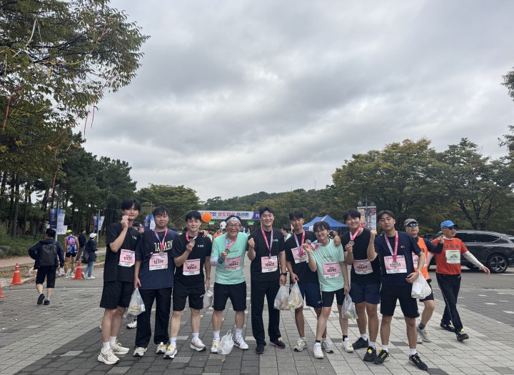 10 km group.jpeg
